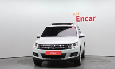 Volkswagen Tiguan 2015, 111214 км, за 5513.98 USD