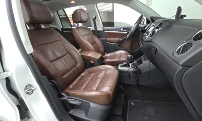 Volkswagen Tiguan 2015, 111214 км, за 5513.98 USD - фото 11