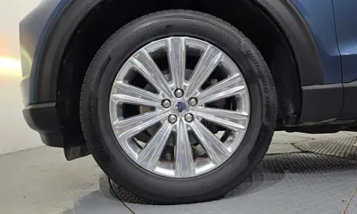 Ford Explorer 2020, 113005 км, за 14983.72 USD