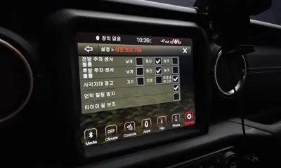 Jeep Wrangler 2021, 84512 км, за 24204.16 USD - фото 16