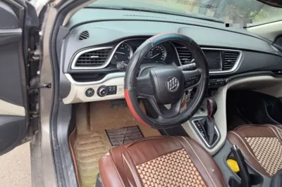 Buick GT 2016, 49600 км, за 6044 USD - фото 9