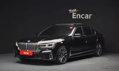 BMW 7-Series · 2020 год