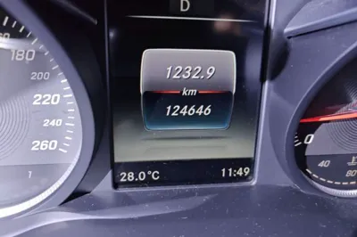 Mercedes-Benz C-Class 2016, 124600 км, за 15184 USD - фото 11