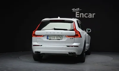 Volvo XC60 2021, 105662 км, за 18373.38 USD