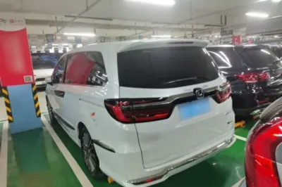 Honda Elysion 2024, 36200 км, за 30701 USD