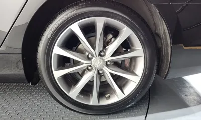 Hyundai Grandeur 2015, 94559 км, за 5880.41 USD
