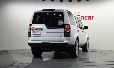 Land Rover Discovery 2015, 180351 км, за 9800.05 USD