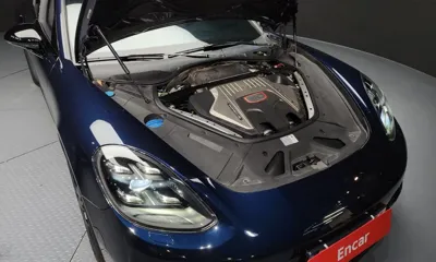 Porsche Panamera 2019, 79648 км, за 59523.82 USD - фото 6