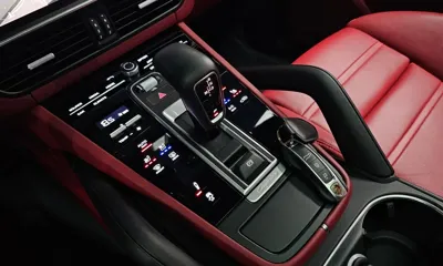 Porsche Cayenne 2023, 24219 км, за 63673.36 USD - фото 9