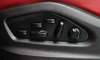 Porsche Cayenne 2023, 24219 км, за 63673.36 USD - фото 30
