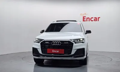 Audi Q7 2022, 26021 км, за 46688.7 USD