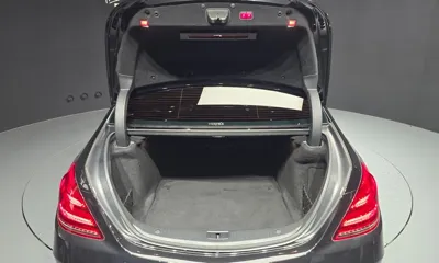 Mercedes-Benz S-Class 2019, 134788 км, за 26602.72 USD - фото 20