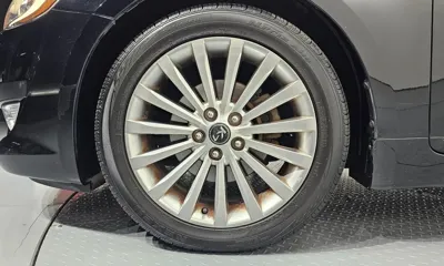 Kia K7 2010, 147909 км, за 2620.86 USD