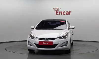 Hyundai Avante 2014, 130982 км, за 3610.35 USD