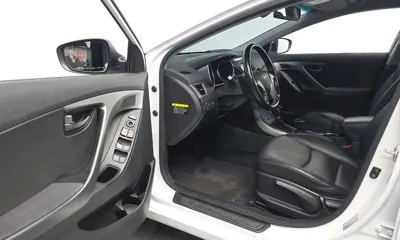 Hyundai Avante 2014, 130982 км, за 3583.06 USD - фото 10