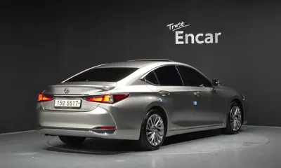 Lexus ES 2019, 55308 км, за 24222.13 USD