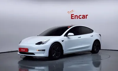 Tesla Model 3 · 2021 год