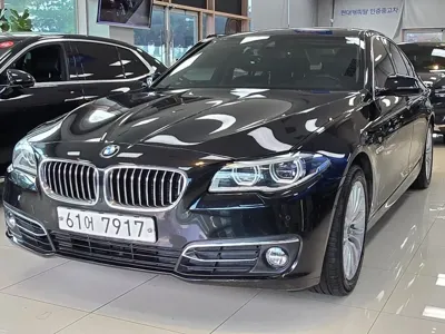 BMW 5-Series · 2015 год