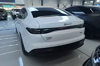 BYD Seal 05 DM-i 2025, 38300 км, за 11036 USD