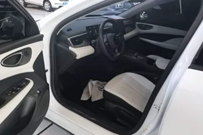 BYD Seal 05 DM-i 2025, 38300 км, за 11036 USD - фото 18