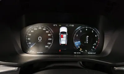 Volvo XC60 2019, 76549 км, за 20677.43 USD - фото 8