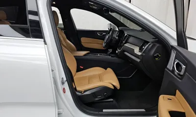 Volvo XC60 2019, 76549 км, за 20677.43 USD - фото 11
