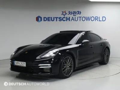 Porsche Panamera · 2022 год