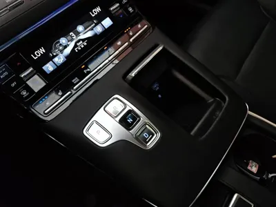 Hyundai Grandeur 2021, 74948 км, за 16214.99 USD - фото 10