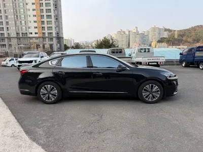 Kia K7 2018, 136155 км, за 10336.08 USD