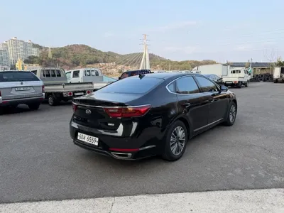 Kia K7 2018, 136155 км, за 10336.08 USD
