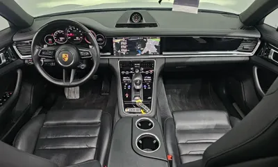 Porsche Panamera 2021, 105947 км, за 54304.59 USD - фото 7