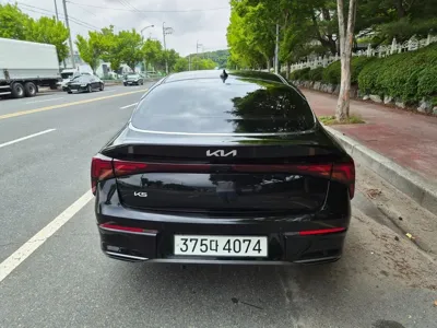 Kia K5 2025, 17545 км, за 20772.28 USD