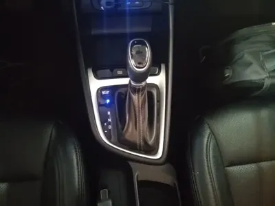 Hyundai Elantra 2019, 28500 км, за 5194.08 USD - фото 14
