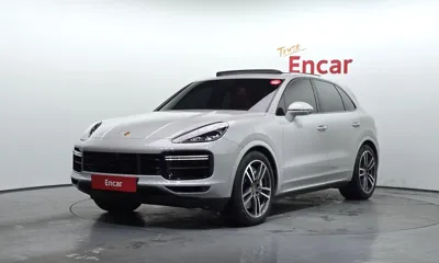 Porsche Cayenne · 2022 год