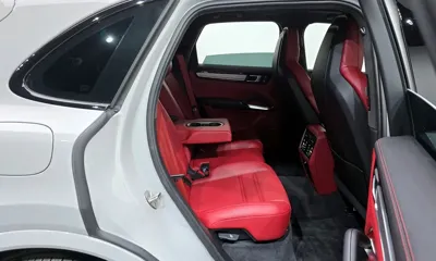 Porsche Cayenne 2022, 52124 км, за 70366.69 USD - фото 12
