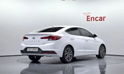 Hyundai Avante 2020, 97325 км, за 6830.61 USD