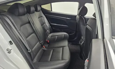 Hyundai Avante 2020, 97325 км, за 6825.71 USD - фото 11