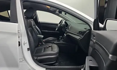 Hyundai Avante 2020, 97325 км, за 6825.71 USD - фото 26