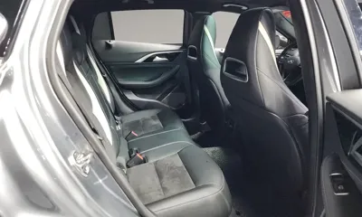 Infiniti Q30 2018, 69804 км, за 7862.57 USD - фото 12