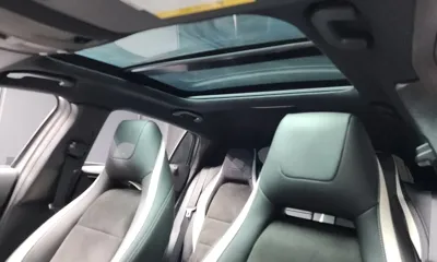 Infiniti Q30 2018, 69804 км, за 7862.57 USD - фото 19