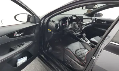 Kia K3 2019, 56525 км, за 8580.9 USD - фото 10