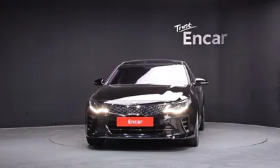 Kia K5 2018, 43807 км, за 9051.87 USD