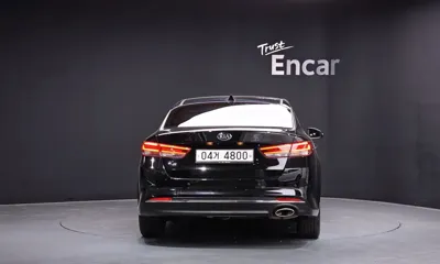Kia K5 2018, 43807 км, за 9051.87 USD