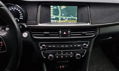 Kia K5 2018, 43807 км, за 9051.87 USD - фото 14