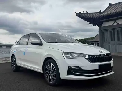 Skoda Rapid 2022, 23000 км, за 11760.46 USD