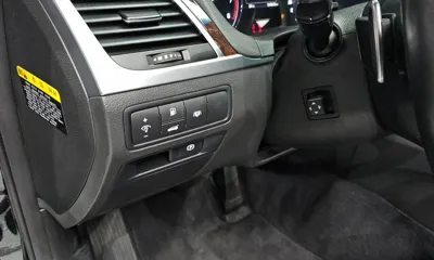 Hyundai Genesis 2016, 124643 км, за 8993.04 USD - фото 14
