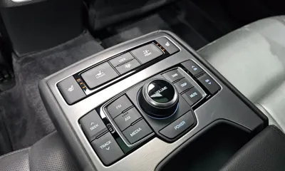 Hyundai Genesis 2016, 124643 км, за 8993.04 USD - фото 19