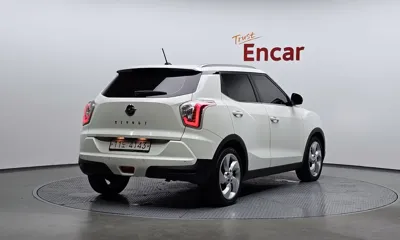 KG_Mobility_Ssangyong TIBOLI 2015, 123519 км, за 4194.56 USD