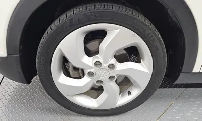 KG_Mobility_Ssangyong TIBOLI 2015, 123519 км, за 4194.56 USD