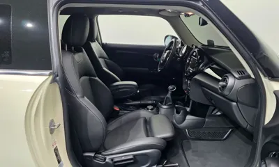 MINI Cooper 2019, 57295 км, за 8205.33 USD - фото 11